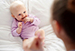 Pourquoi le nourrisson apprend si vite à parler