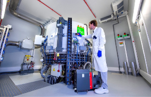 Inauguration d'une nouvelle plateforme radiochimique à Fontenay-aux-Roses