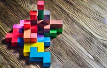 From protein packing to protein dynamics