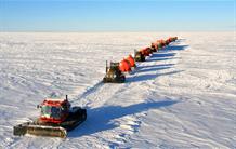 Une caravane scientifique à travers l’Antarctique