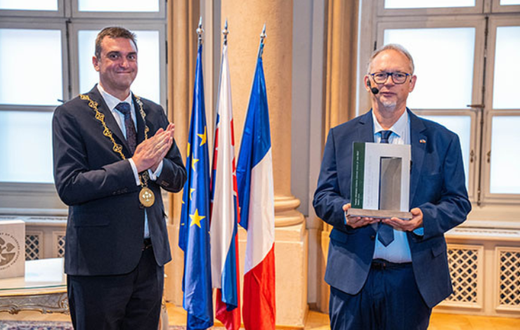 Christophe Marcenat, lauréat 2025 du Prix de l'Académie Slovaque des Sciences (SAS) en sciences naturelle