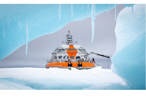 Explorer le vivant au coeur de l'Arctique : le Genoscope embarque avec Tara Polaris I