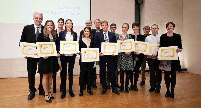 A droite, Jessica Dubois, équipe InDEv (UNIACT/NeuroSpin) lors de la remis des prix de la recherche médicale par la Fondation de France le 28 mars 2019. © Fondation de France