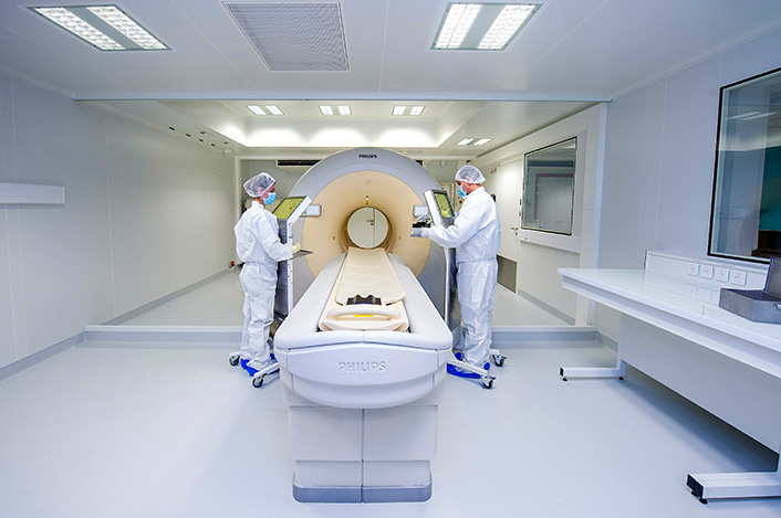 L'imageur TEP scan, à IDMIT.