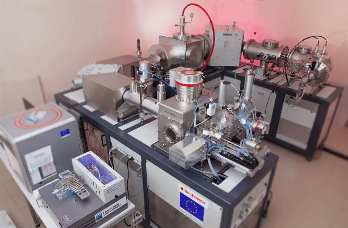 ECHo-MICADAS-the-mini-radiocarbon-dating-system-at-Gif-sur-Yvette-France-photograph