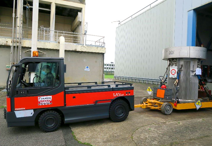 Saclay: preparing to dismantling Orphée