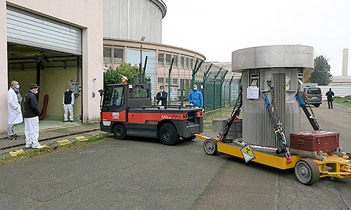 Évacuation des derniers éléments combustibles irradiés d’Orphée, Osiris et Isis