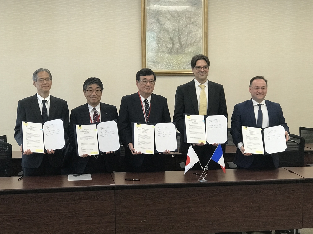 Signature d'un accord de collaboration avec le Japon sur le développement des réacteurs à neutrons rapides