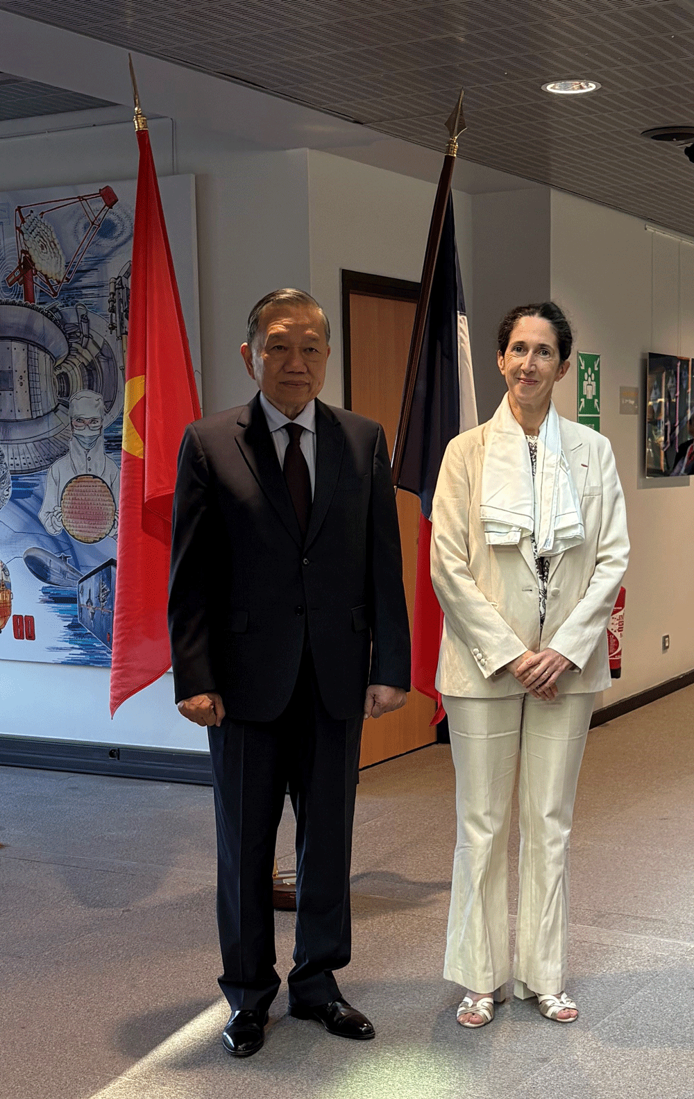 Le président de la République du Vietnam, S.E. Monsieur Tô Lâm et Anne-Isabelle Etienvre, Administratrice générale du CEA © CEA/K. COLAS-LE ROUX Le président de la République du Vietnam, S.E. Monsieur Tô Lâm et Anne-Isabelle Etienvre, Administratrice générale du CEA