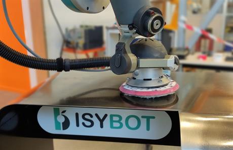 L'une des spécialités du bras robotisé d'Isybot : le ponçage industriel 