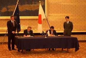 Signature de l’Accord sur l’Approche élargie à Iter, Tokyo, 5 Février 2007