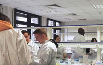 Photo of Área de prensa – «Sciences pour tous»: la Universidad de Paris-Saclay y el CEA reciben a los estudiantes de tercer año en una etapa de descubrimiento