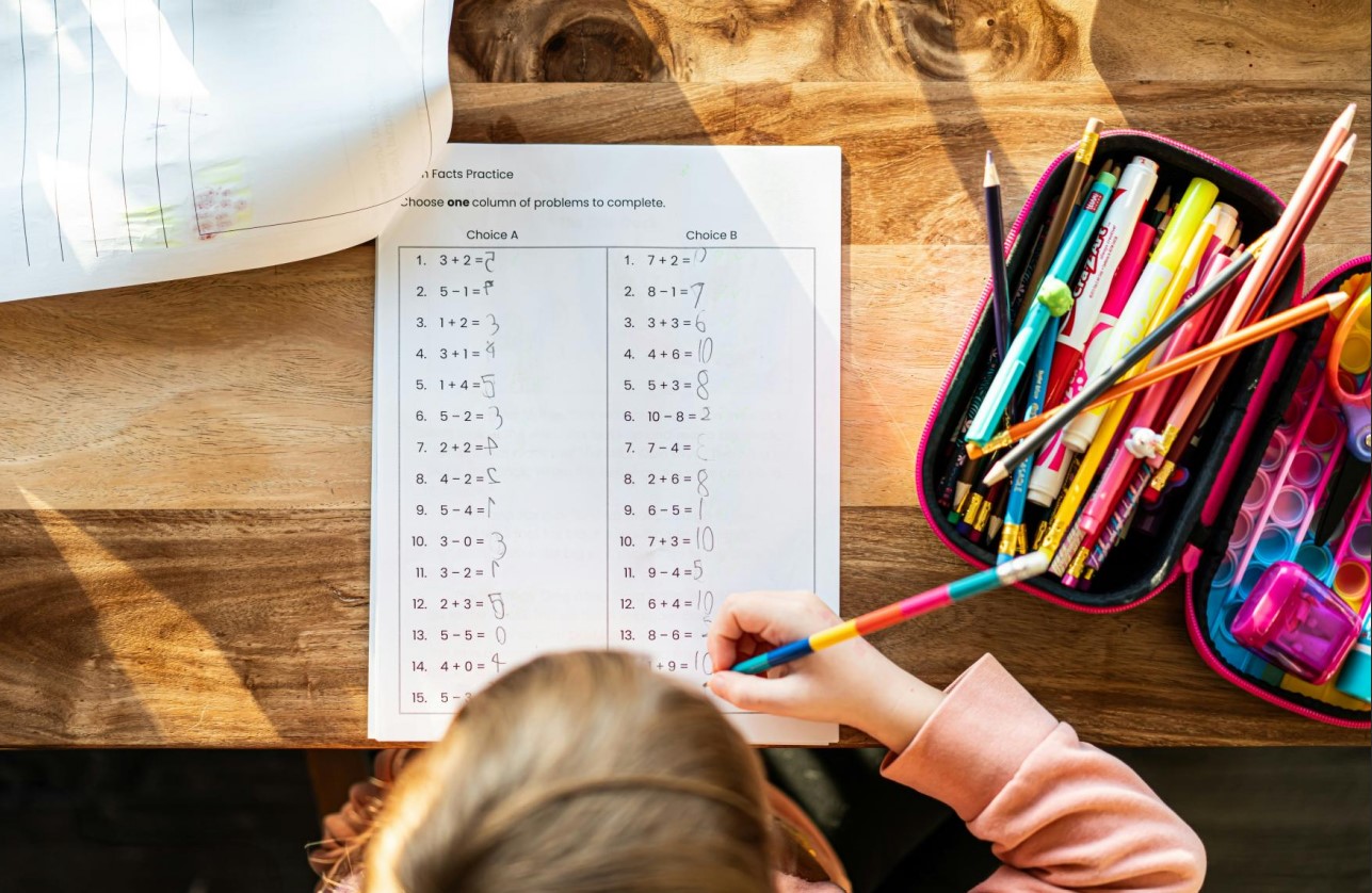 Le circuit cérébral des mathématiques existe dès la maternelle et s'affine à l’école
